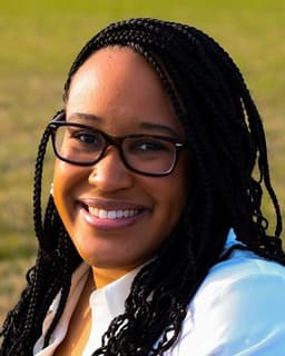 Victoria McNeil-Young