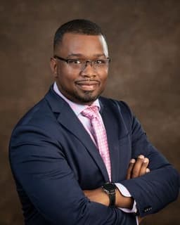 Jonathan D Blackwell