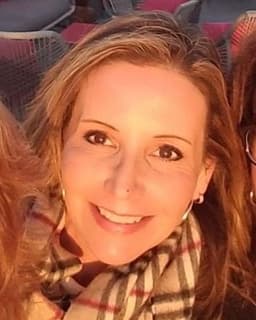 Isabel A. Bustamante : Rising Calm Center