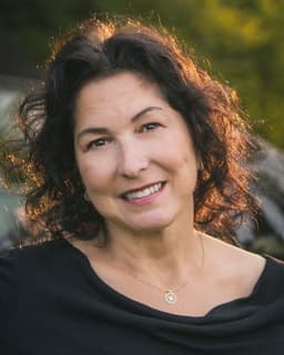 Andrea M Cordell-Proper