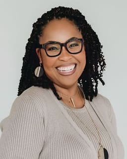 Dr. Tennille Warren-Phillips