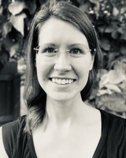 Julia Sherrill, LCSW