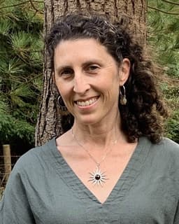 Jennifer Elizabeth Brown