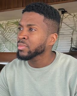 Dr. Samuel Louissaint