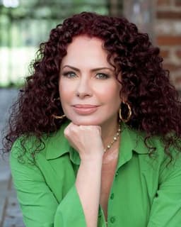 Dr. Gloria N Valdivieso