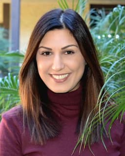 Flor Yousefian Tehrani