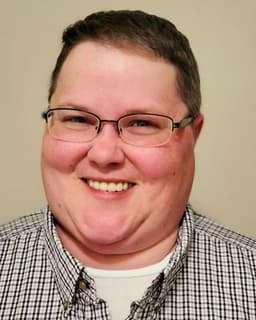 Angelia M Frazier-Henson