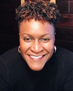 Carolyn N Wright-Herard