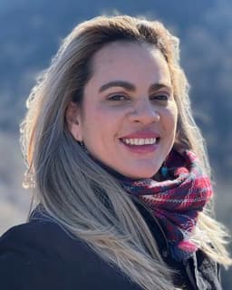 Debbye H Lopez-Ramos