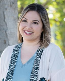 Kerry Martinelli Somatic IFS Therapist