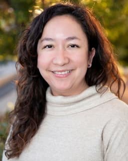 Bilingual Trauma Therapy & Immigration Evaluations