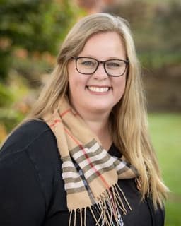 Elizabeth (Liesje) Brennan