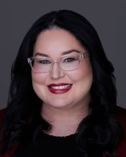 Rachelle Fernandez LMFT