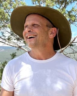 Thomas Bender, L.P.C.