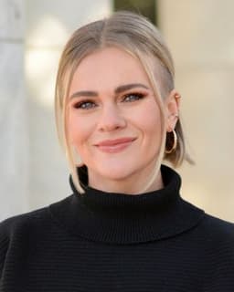 Megan Phippen: Sex and Relationship Therapist