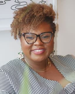 Ahneishia Washington