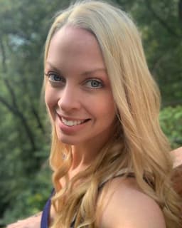 Alessandra Rhinehart