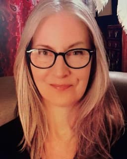 Kris Gooding, Psychotherapist