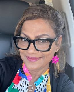 Iona Francis-Santa Cruz