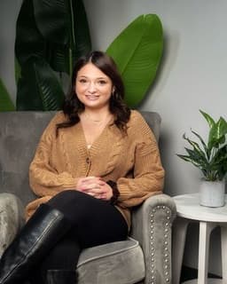 Danielle Veit - Young Adults, Life Transitions