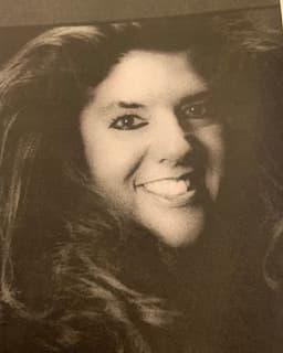 Lisa B Freudenberger