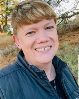 Janelle Van Steeland