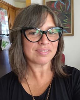 Veronica Llovera-Talucci