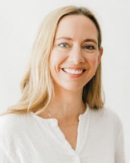 Hillary Leigh Perlman