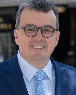 Sex Addiction, Infidelity 28 Yrs Experience Expert