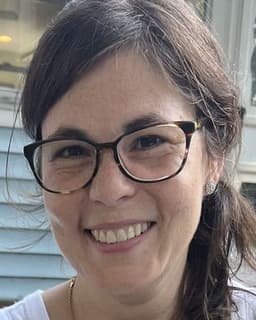 Rachel Swartz-Santiago