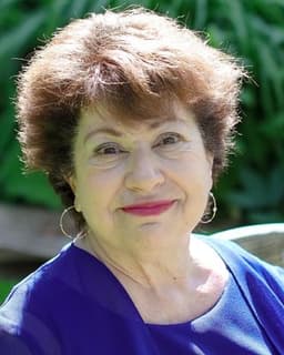 Jeanette S Angeloro