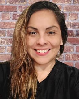 Dr. Jennifer Castaneda-Ardizzone