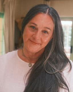 Danielle Louise Leonard