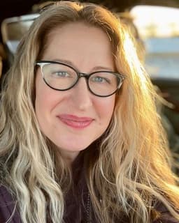 Kristen Schmidt-Shay