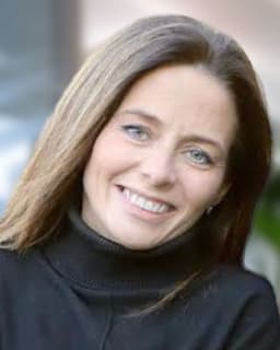 Alison Winter Fernandez