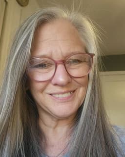 Mary Beth Kneis-Carroll