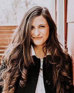 Dr. Bridget Freihart