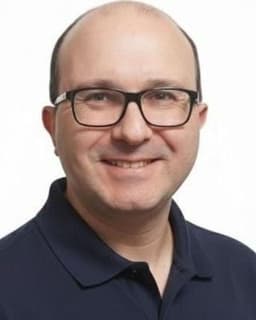 Lyle Laurence Schmerz