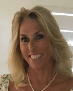 Dr. Gwen Schneider-Johnsen