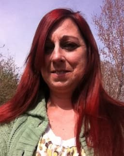 Suzette Elizabeth Carnahan