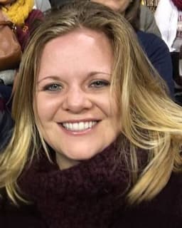 Maureen E Laufenberg