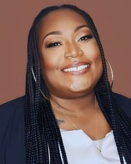 Dr. Martine Laventure