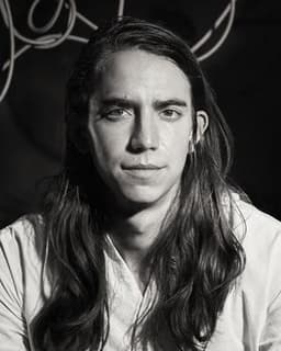 Juan J Robles-Gil Aleman