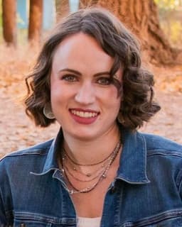 Bethany Pinsonneault