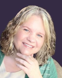 Dr. Kristen Davis-Coelho