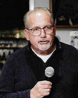 Davis Maxwell Shryer