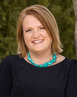 Amanda Stewart-Mckenzie