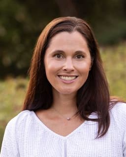 Dr. Jeanette Bouroult