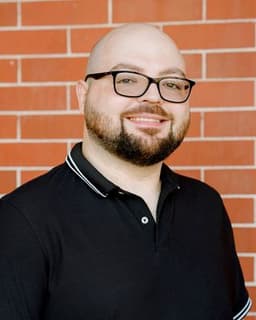 Daniel Dynes: Teens & Adults