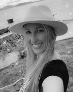 Julie Anna Dalrymple